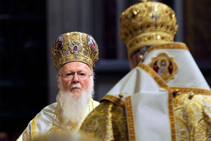 «Треба було подати у відставку»: Вселенський Патріарх Варфоломій розчарований Гундяєвим