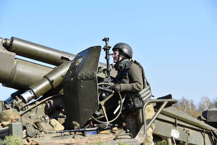 Ситуація на Донбасі: ЗСУ «мінусували» танки, безпілотники та артсистеми ворогів