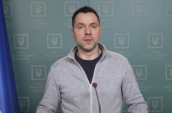 Арестович зазначив, що українцям психологічно буде важче, ніж у березні, оскільки ЗСУ вже не має швидких і легких перемог