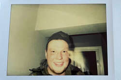 Окупант подумав, що фотоапарат не працює, так як фото було спочатку чорне