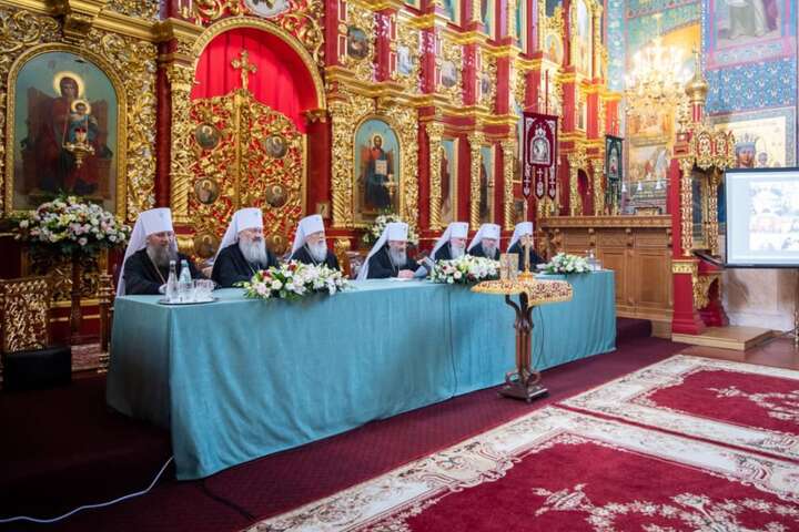 За результатами роботи зібрання своє екстрене засідання проведе Священний Синод Церкви, який має оголосити про скликання Помісного Собору