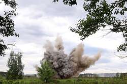 На Донеччині по всьому периметру оборони – активні бойові дії