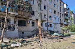 Серія вибухів у Миколаєві: окупанти обстріляли житлові будинки