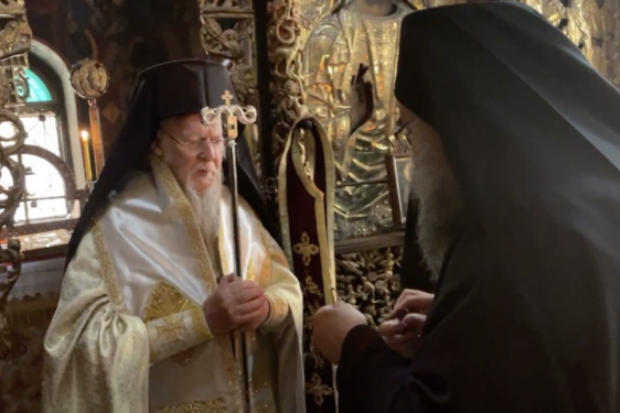 Патріарх Варфоломій на Афоні помолився за припинення війни в «стражденній Україні»