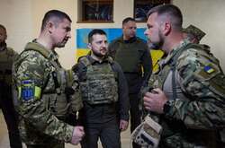 Зеленський відвідав передові позиції ЗСУ в Харківській області (фото, відео) 