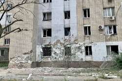 Внаслідок обстрілу в Миколаєві вибито близько 300 вікон, пошкоджено зовнішні стіни та майно у квартирах