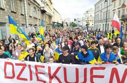 Українці влаштували масштабну акцію подяки Польщі (фото)