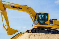 Наразі запчастини Komatsu, за даними компанії, надходять лише в регіони України, які вважаються безпечними