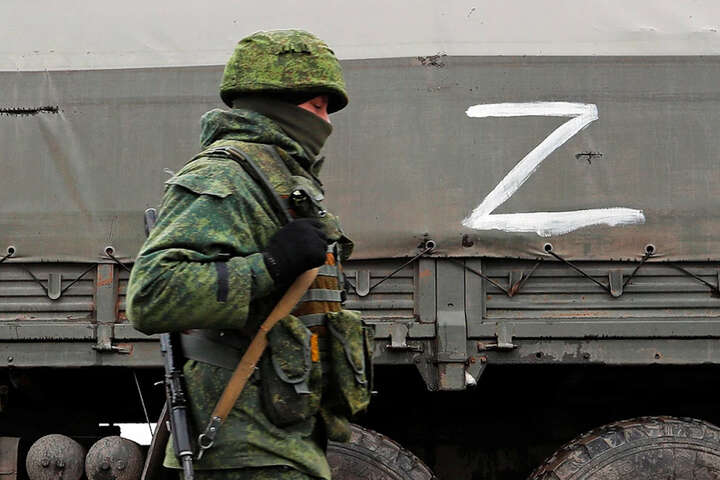 Командири армії РФ тримають у заручниках сім’ї окупантів, які воюють в Україні