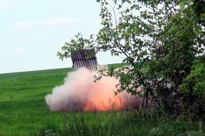 Десантники похвалилися, як реактивна артилерія знищує окупантів (відео)