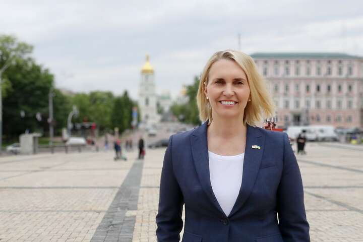 Посол США в Україні вручила вірчі грамоти в МЗС
