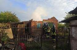 Ракетні удари по Авдіївці, пошкоджена школа і житлові будинки