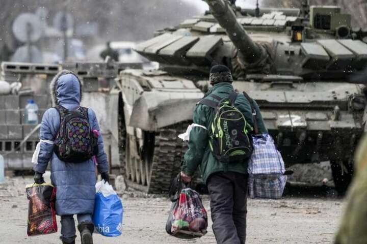 Частина українців, вивезених в Росію, не може повернутися додому: у чому причина