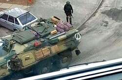 Російські окупанти займаються відвертим дикунством, грабуючи домівки українців