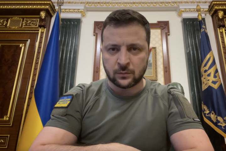 Президент закликав кожного лобіювати постачання Україні зброї