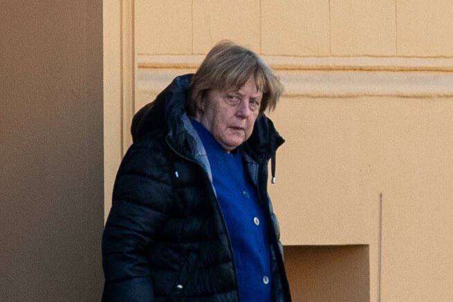 Фото Меркель збурило соцмережі: пригадали її дружбу з Путіним 