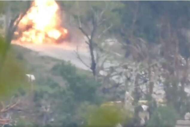 ЗСУ знищили на Луганщині ворожу розвідувальну машину (відео)