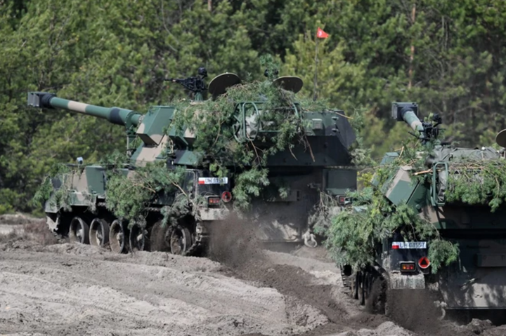 Україна отримає ще три ескадрони польських гаубиць