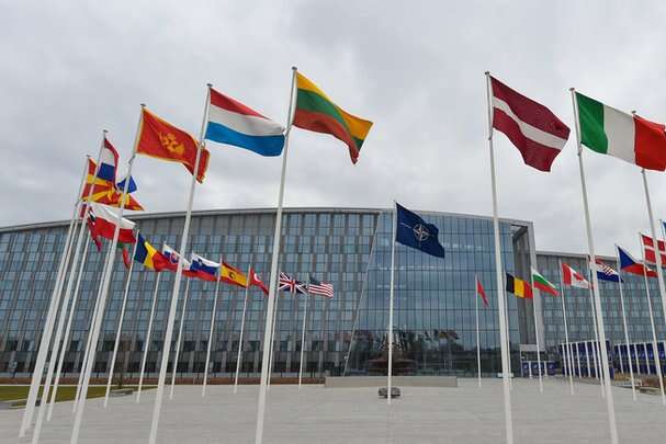 НАТО скликає зустріч Туреччини, Швеції та Фінляндії