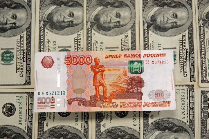 Дефолт приближается: Россия не выплатила проценты по евробондам