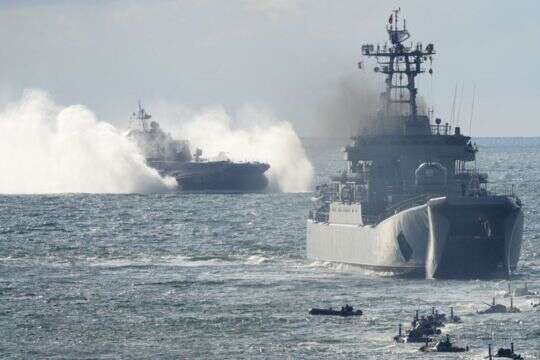 Військово-морські сили повідомили про підступну тактику ворожих кораблів 
