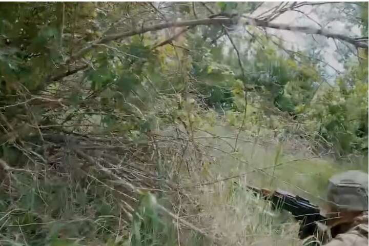Бійці «Азова» показали унікальні кадри ближнього бою з окупантами (відео) 