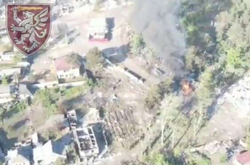 В Луганской области десантники разбили элитный полк рашистов (видео)