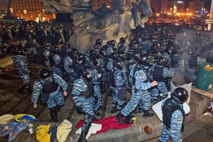 Разгон студентов на Майдане: суд начал дело против руководителя силовиков