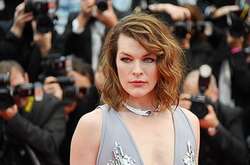 Мила Йовович с мамой приезжала в Киев