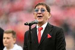 Лепс, Певцов и Дюжев прославляют мертвых боевиков на Донбассе