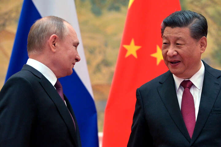 Китай зізнався, чи допомагає Росії у війні проти України