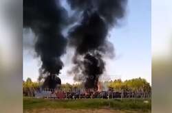 У Росії горить військова частина (відео)