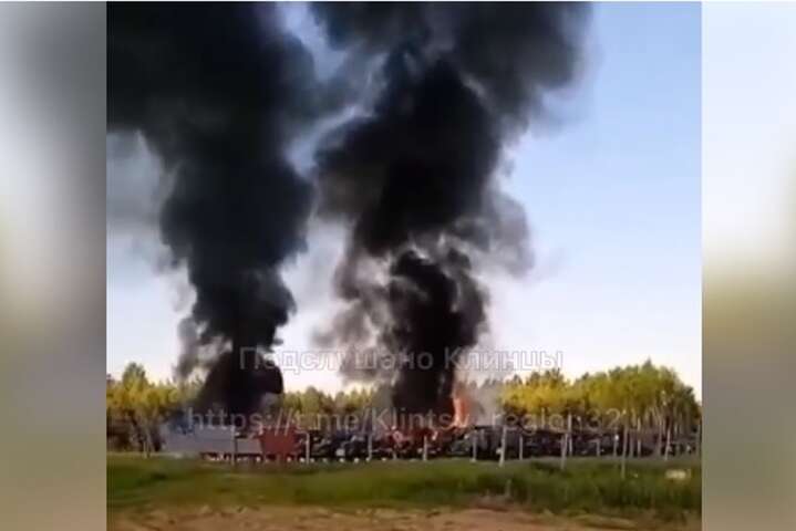 В России горит военная часть (видео)
