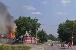 Рашисти знищують Лисичанськ, тяжкі кадри обстрілів (відео 18+)