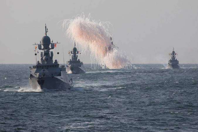 Росія перегрупувала флот у Чорному морі: подробиці 