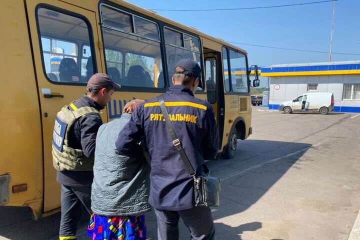 Ракетний удар по Чернігівщині: у Прилуках оголошена евакуація 