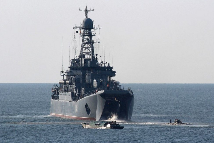 В Черном море оккупанты держат наготове шесть кораблей с ракетами – Минобороны