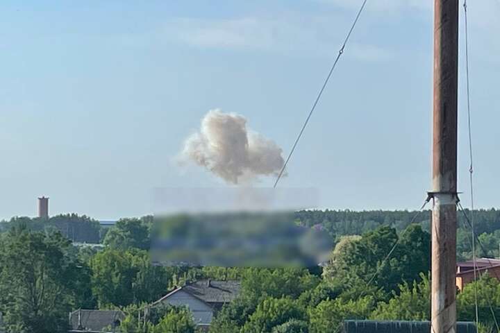 У Брянській області знову вибух: що горить цього разу (фото, відео)