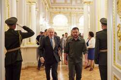 Спеціальна програма для військових: Джонсон зробив пропозицію Україні