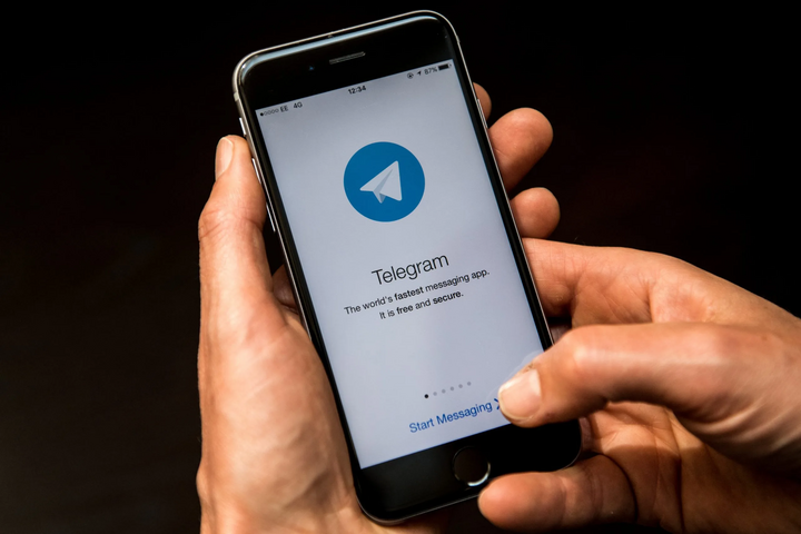 Telegram запустил обновление и представил платную подписку