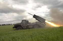 Українські захисники протистоять російським окупанта