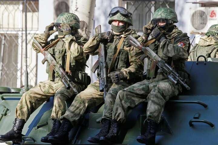 Росія готується перекинути на Донбас багато резервних підрозділів – британська розвідка