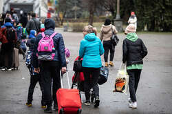 Внутрішньо переміщені особи в Україні: міністр назвала реальну цифру