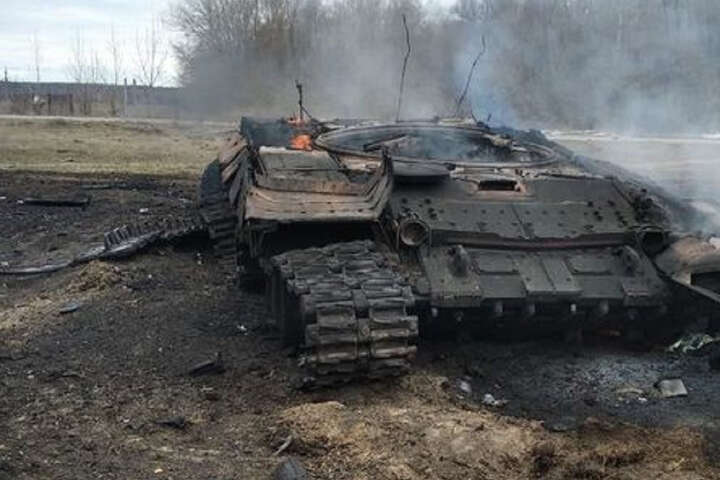 На Запоріжжі ЗСУ знищили два російських танки та БМП