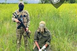 Окупанти в Луганську мобілізовують неповнолітніх (фото)