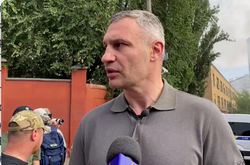 Кличко с места событий прокомментировал последствия ракетных ударов по Киеву