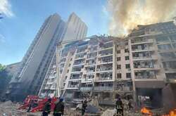 Ракетный удар по Киеву: спасатели обнаружили тело погибшего человека