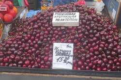 Окупанти вкрали в українських фермерів черешню та помідори: продають в Білорусі
