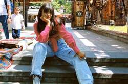 Певица нашла временное пристанище в Испании