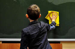 Кабмін змінив тривалість майбутнього навчального року